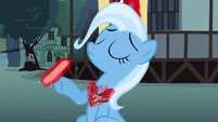 Trixie filing hoof S3E5