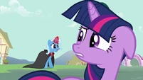 Twilight about to try to perform the age spell S3E05