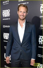 Alexander-skarsgard-zero-dark-thirty-premiere-01