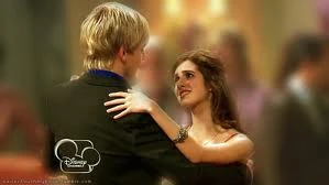 Auslly(2)