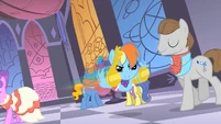 Rainbow Dash speeds through the Gala S01E26