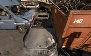 Volk in crashed car