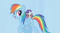 Rainbow Dash walking through S1E14