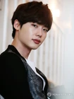 Lee Jong Suk34