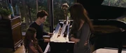 Bella-edward-renesmee-piano