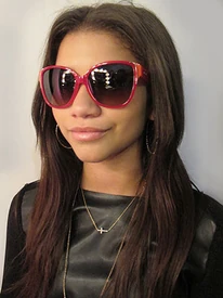 Zendaya-coleman-with-coolshades