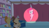 Pinkie Pie lovely audience S2E13