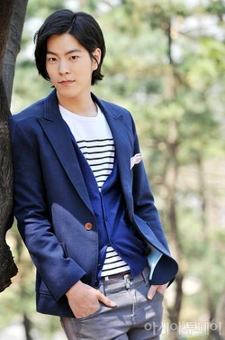 Hong Jong Hyun23