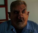 1x06-Bauerschwein - Officer Orson