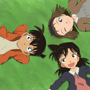 Shinichi ran y sonoko de niños
