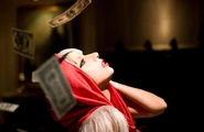 Beautiful, Dirty, Rich (song)#Music video