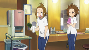 Yui teasing Ritsu
