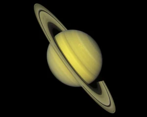 Saturn-cassini-March-27-2004
