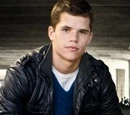 Charlie Carver