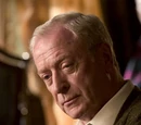 Alfred Pennyworth (Michael Caine)
