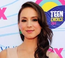 Troian Bellisario