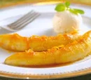 Bananas with Praline Sauce