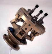 Robot grip with three fingers.