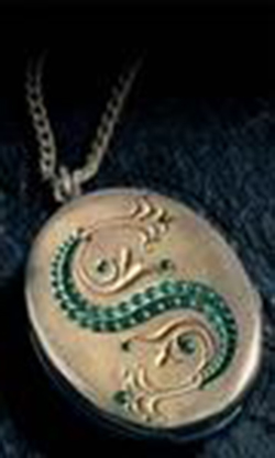 [Image: The_locket.JPG]