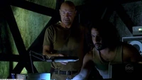 Sayid repariert den Computer