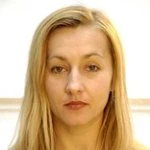 Vanda Hybnerová dubs the voice of Ana Lucia Cortez