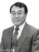 Yasuo Muramatsu dubs the Japanese voice of Bernard Nadler