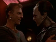 Damar verabschiedet Dukat