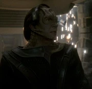 Seskal on the bridge of a Dominion ship
