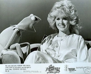 Promotional still from the Connie Stevens talk spot from episode 102.