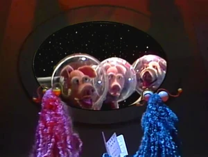 Martians encounter pigs in space.