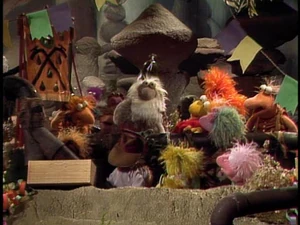 The Archbanger Fraggle begins the banging ritual.