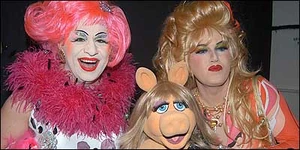 Miss Piggy posing at the Heatherette show