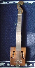 Homemade Cigar-box Banjo