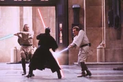 Qui-Gon Jinn e Obi-Wan Kenobi lutam com Darth Maul