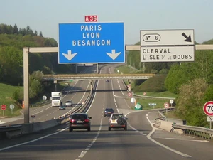 Au niveau de l'échangeur de L'Isle-sur-le-Doubs