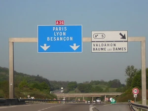 Au niveau de l'échangeur de Baume-les-Dames