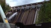A leak in Reeves Dam begins to cause it to collapse.