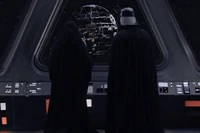 Keisari ja lordi Vader katselevat superaseen rakennusta.