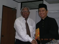 Sk Ratnam & Azmi Shahrin