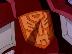 In his younger days, Alpha Trion was into gold-plating everything into his own personal bling.