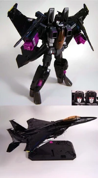 Takara finally remembered what colors the Seekers are supposed to be.