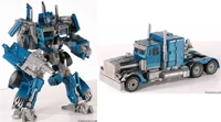 Either this is Ultra Magnus or Nemesis Prime