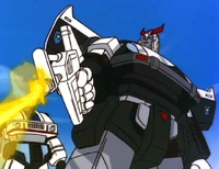 Prowl demonstrates his revolutionary "wee-wee gun".