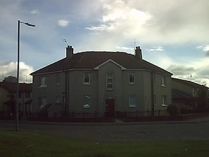 semi-derelict cottage flat, September 2007