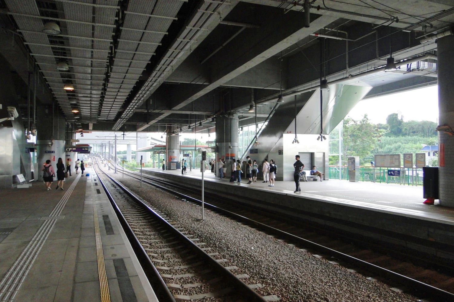 更改: 天水围站 (轻铁)