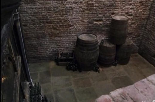 http://images4.wikia.nocookie.net/__cb20120527092936/harrypotter/ru/images/3/3b/Diagon_alley_entrance.jpg